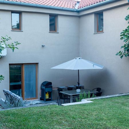 205 Dekani Extérieur photo