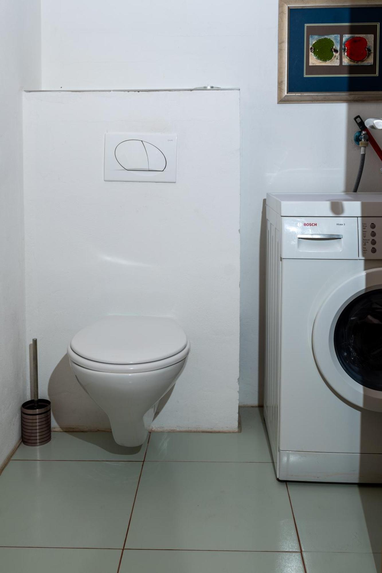 205 Dekani Extérieur photo